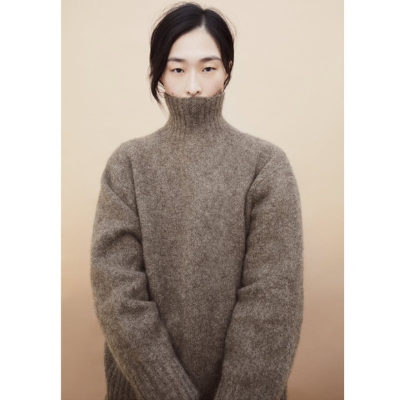 Zara WOOL AND ALPACA BLEND SWEATER - Picture 2 of 12